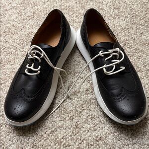 Robert Clergerie Rihanna's Favorite Shoe Black leather sneakers in Sizing 41